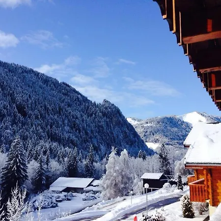 Family-friendly Self-catering In - Sleeps 12 Portes Du Soleil Chalet