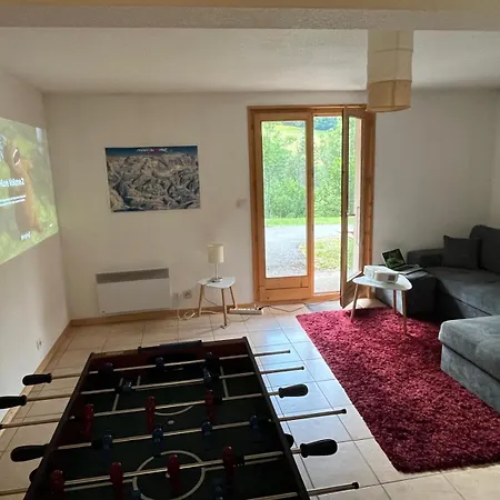 Family-friendly Self-catering In - Sleeps 12 Portes Du Soleil